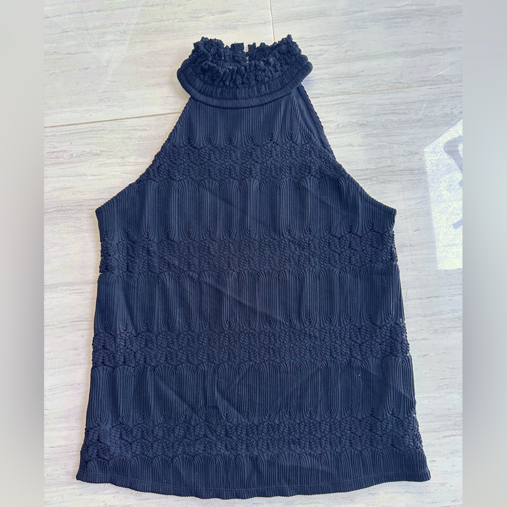 Cable & Gauge sleeveless black top. Size S high collar with 2 metal buttons NWT